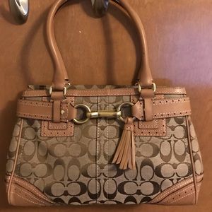 Coach shoulder handbag